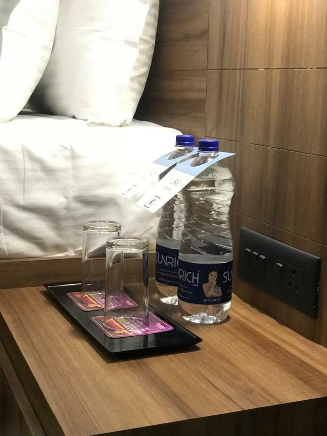 Kyriad Hotel Solapur by OTHPL Bagian luar foto